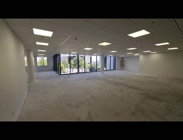 BUSINESS PROPERTY TO RENT IN WATERFALL